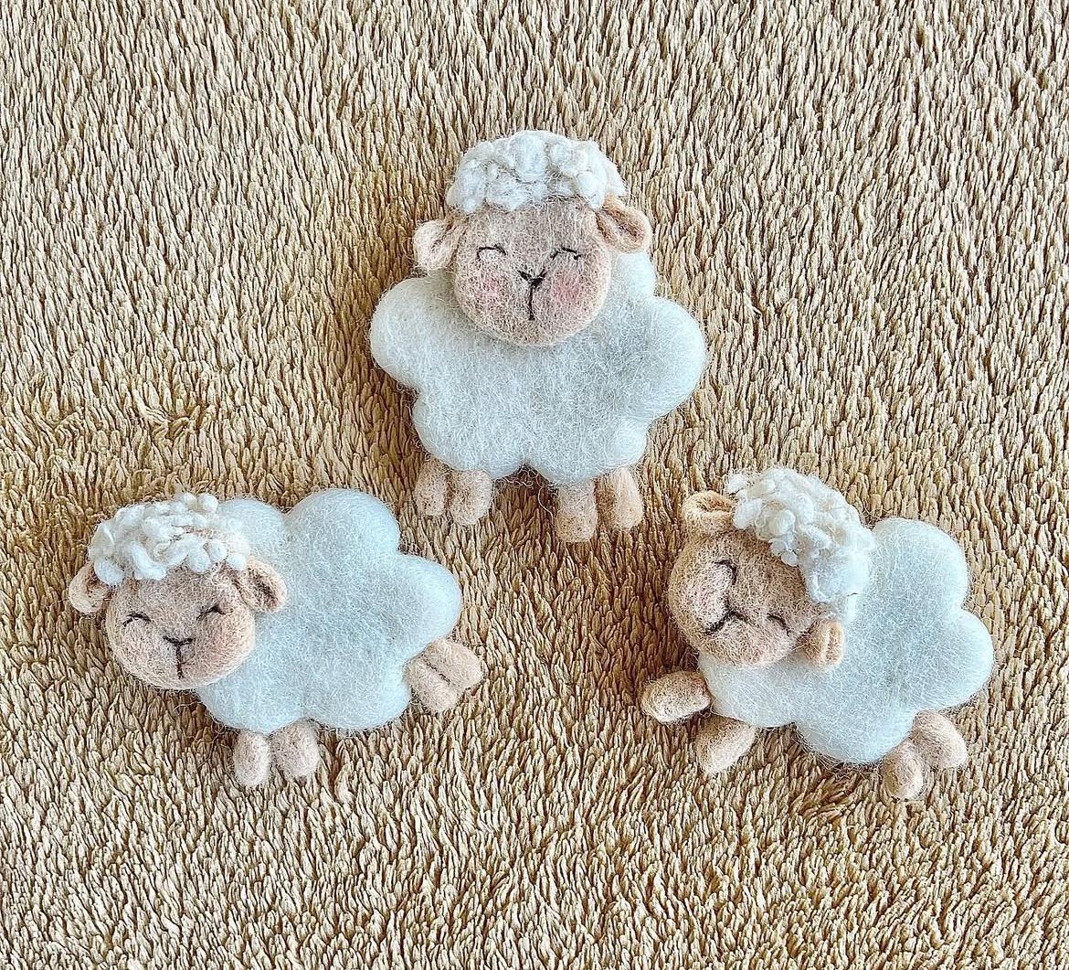 Slow Art Baby prop newborn photo 36